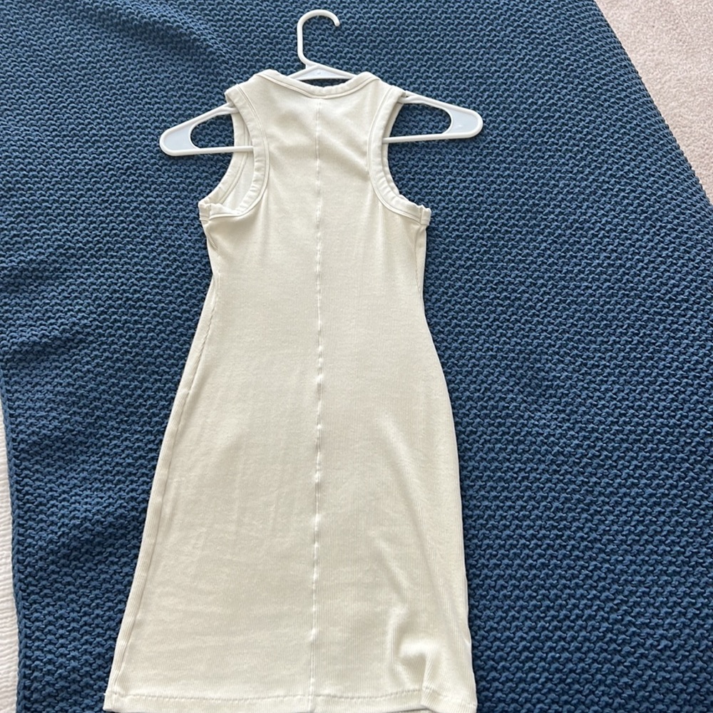 Skims dress in white RARE INFLUENCER SOLD OUT EVERYWHERE size S - Picture 5 of 5